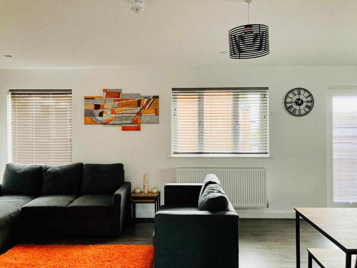 Spacious Newly Built Apartment Rhos On Sea, Colwyn Bay Ngoại thất bức ảnh